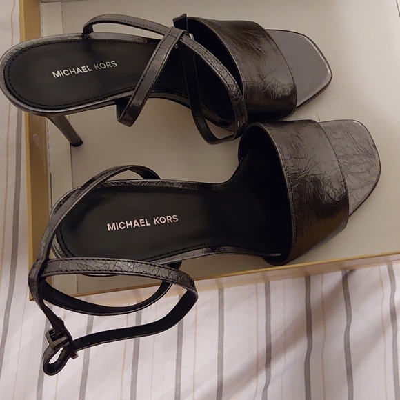 Michael Kors Elyse Heeled Sandals-(MSRP-$115) - Picture 9 of 9